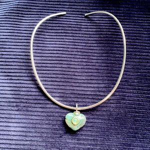 Gorgeous silver infinity necklace & pendant